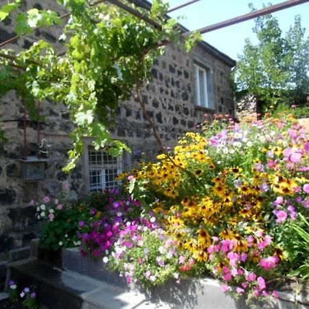 B&B Ruzan Yeghegnadzor Екстериор снимка